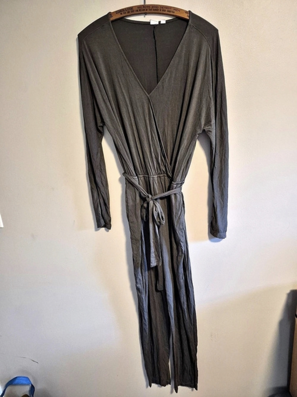 Gap Large Grey Long Sleeve Vneck Pants Romper Jumpsuit With Pockets & Tie Waist